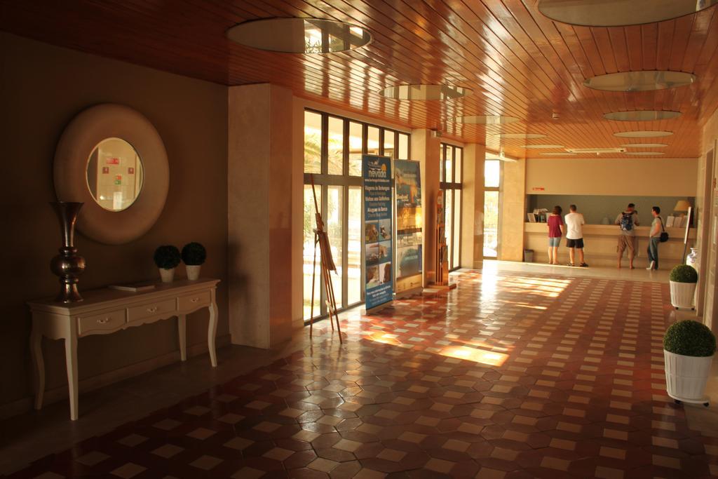 Mh Peniche Hotel Bagian luar foto