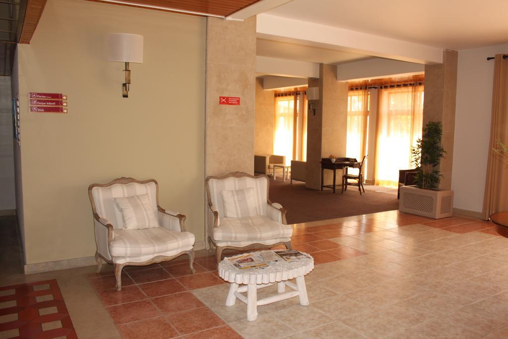 Mh Peniche Hotel Bagian luar foto